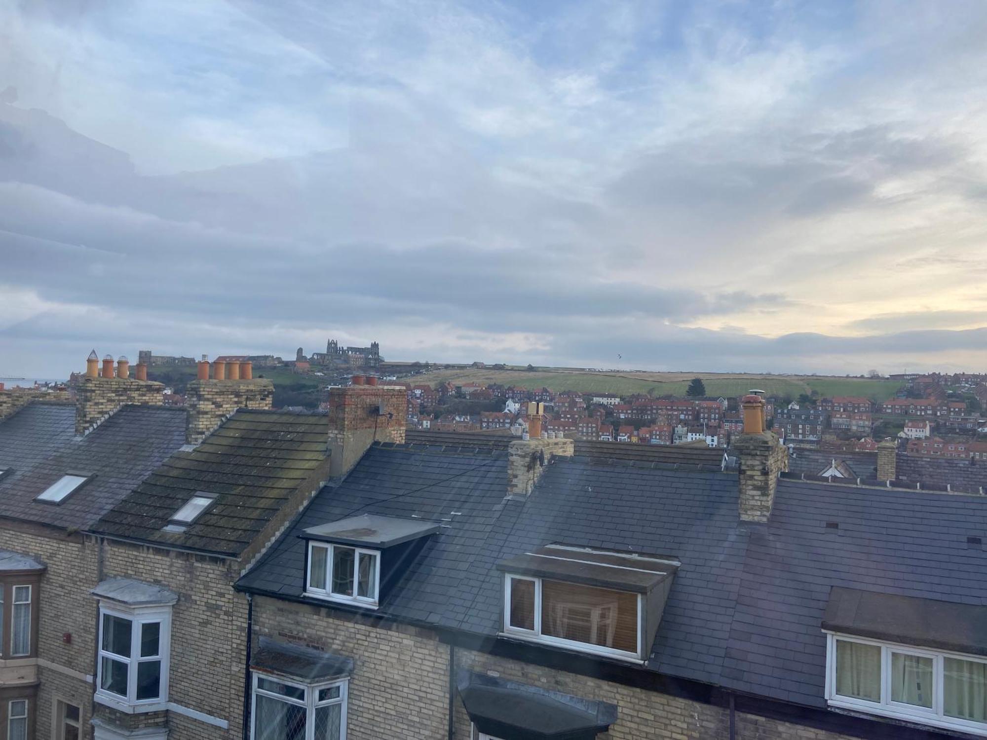 County Loft Penthouse Apartment Whitby Bagian luar foto