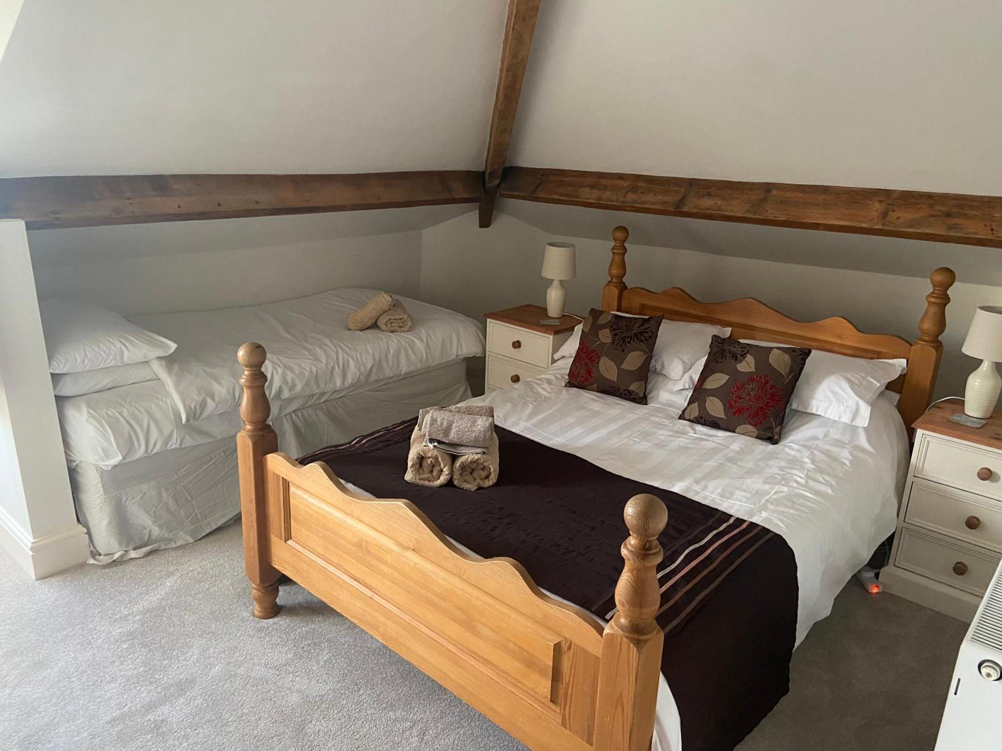 County Loft Penthouse Apartment Whitby Bagian luar foto
